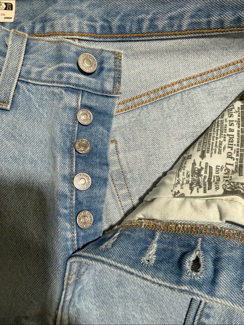 Levi's Light Blue Straight Women’s Jeans - 501 Style - Picture 4 of 6